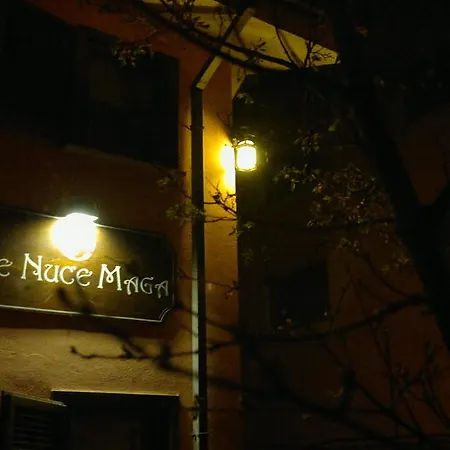 فندق مبيت وإفطار De Nuce Maga